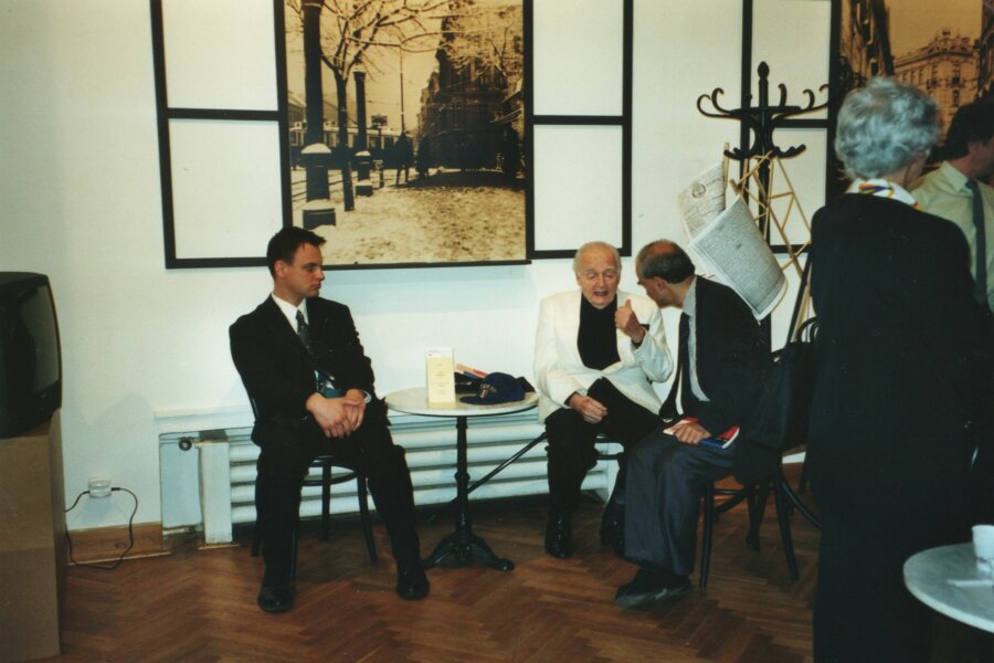 DU1138-7-foto-vernisaz-007.jpeg